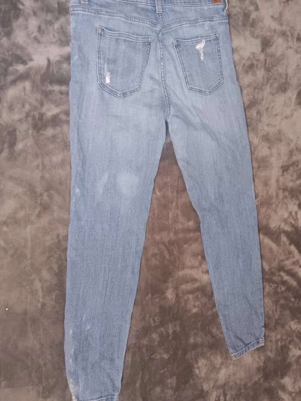 Size 5 Distressed Boyfriend Skinny Jeans By Sneakpeek